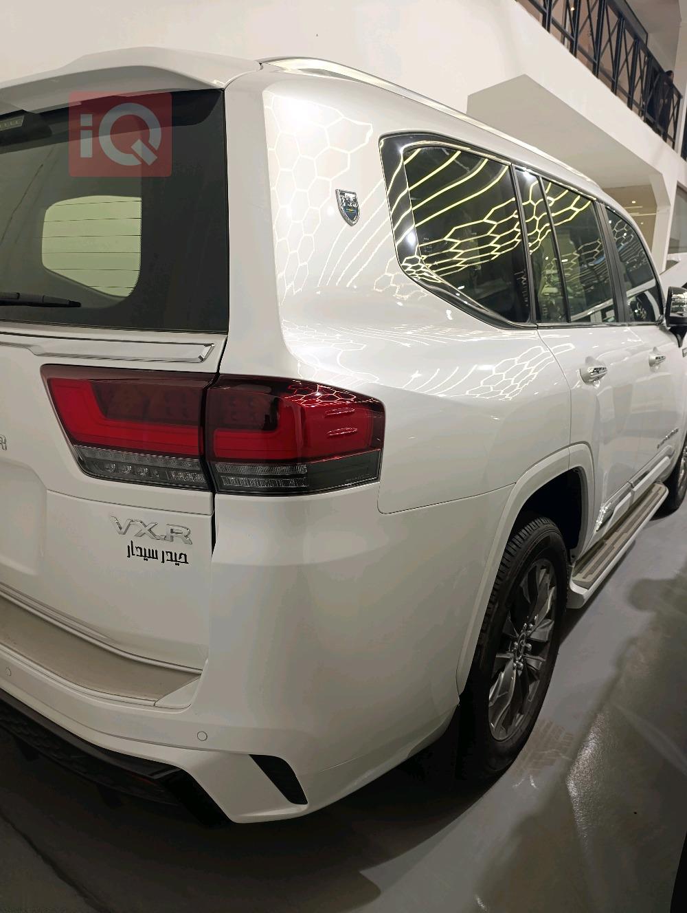 تويوتا لاندكروزر